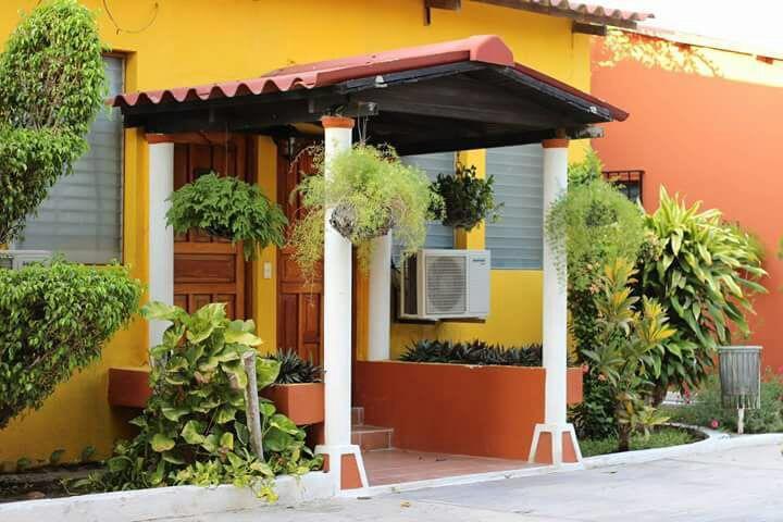 Hotel Pasabien Huité エクステリア 写真